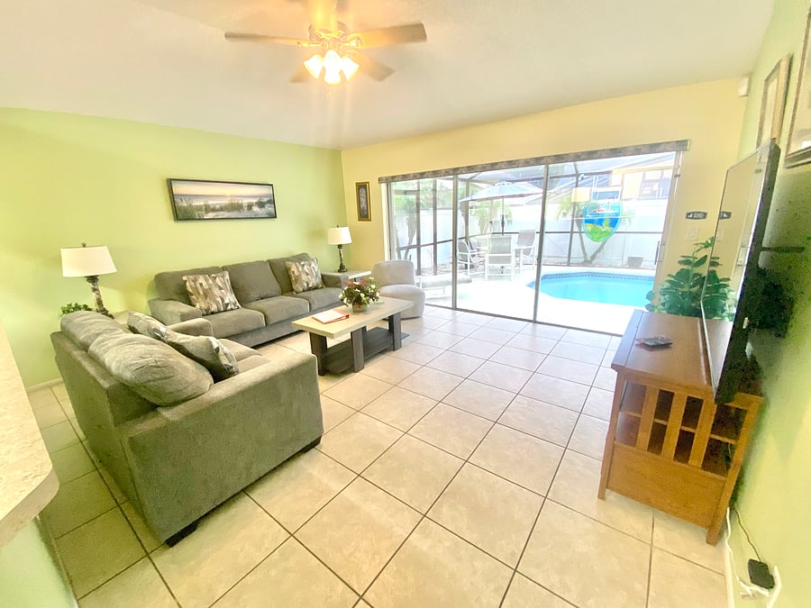 Furnished Finder property 555979_1 photo 5