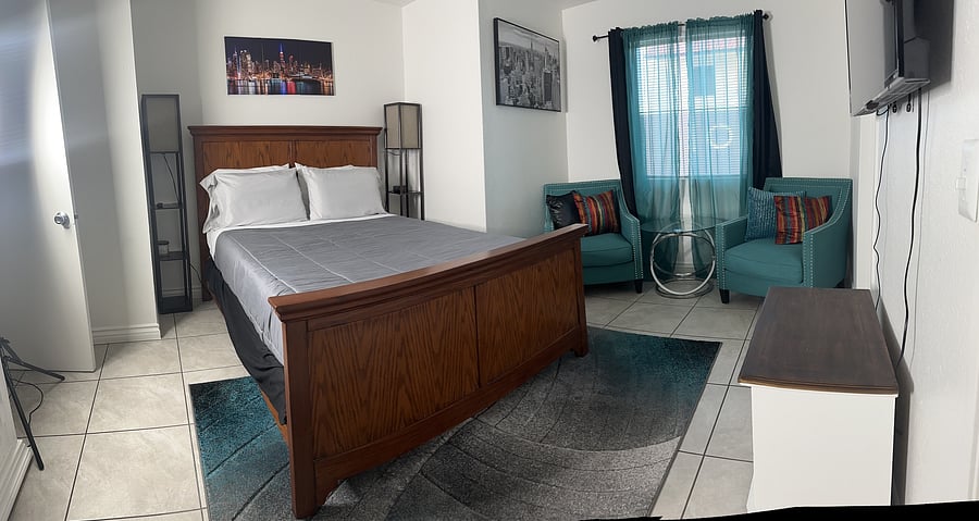 Furnished Finder property 555983_1 photo 13