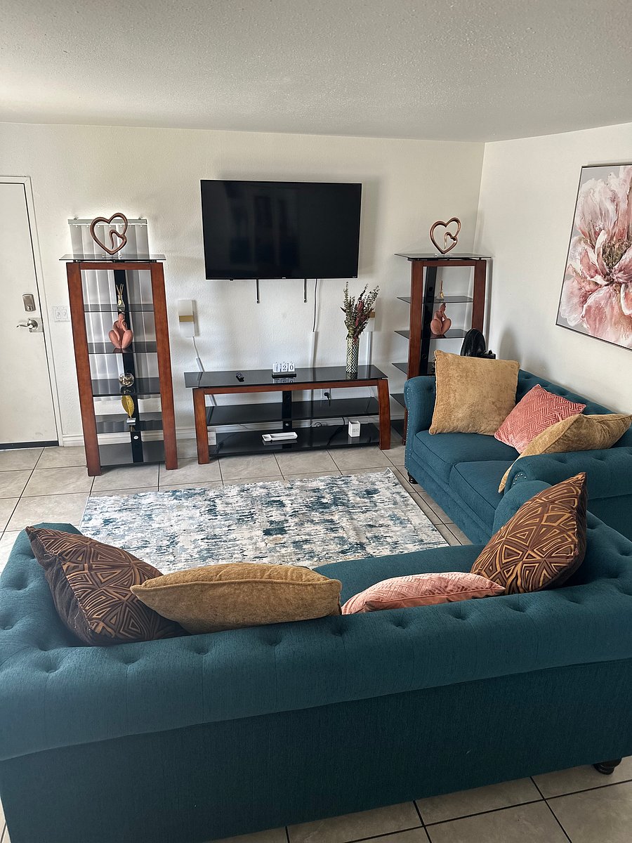 Furnished Finder property 555983_1 photo 6