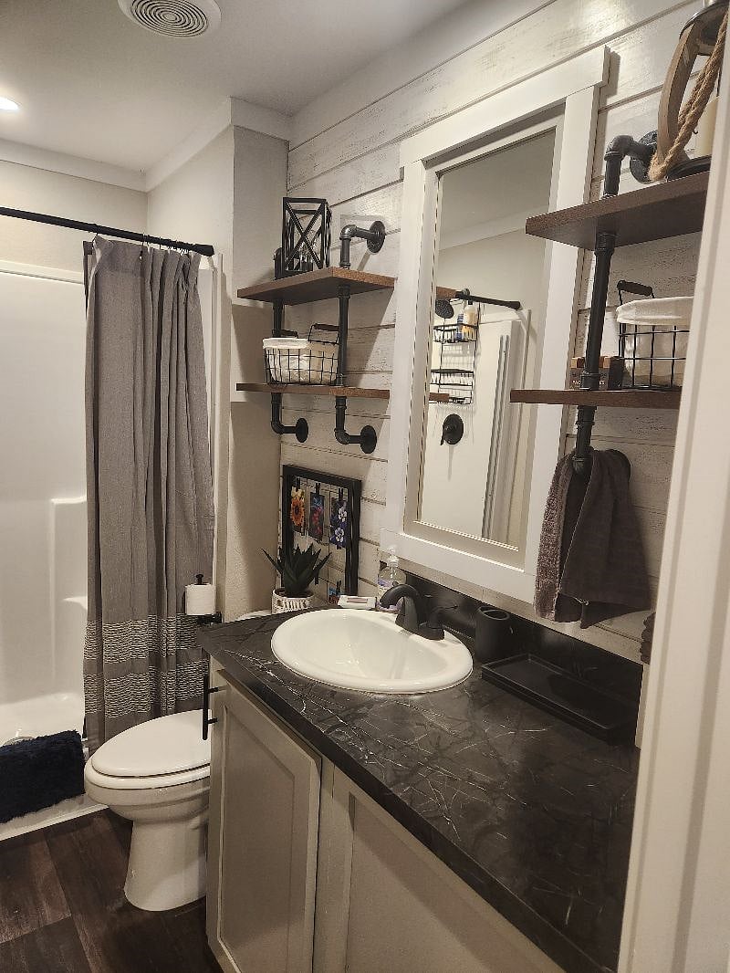 Furnished Finder property 555984_1 photo 10