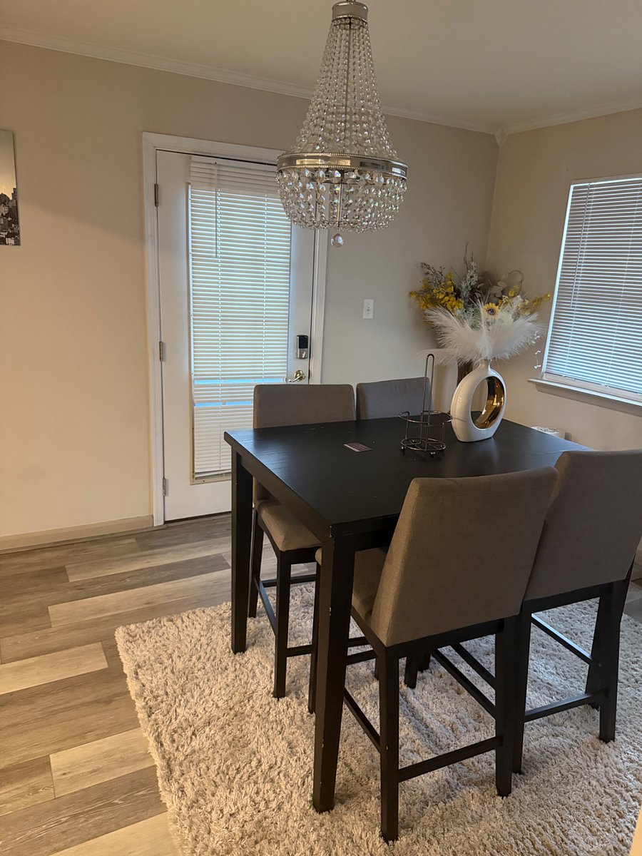 Furnished Finder property 556001_1 photo 20