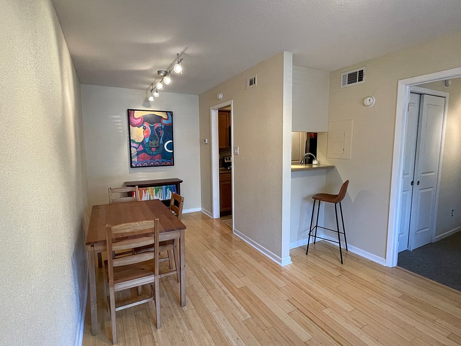 Furnished Finder property 556017_1 photo 4