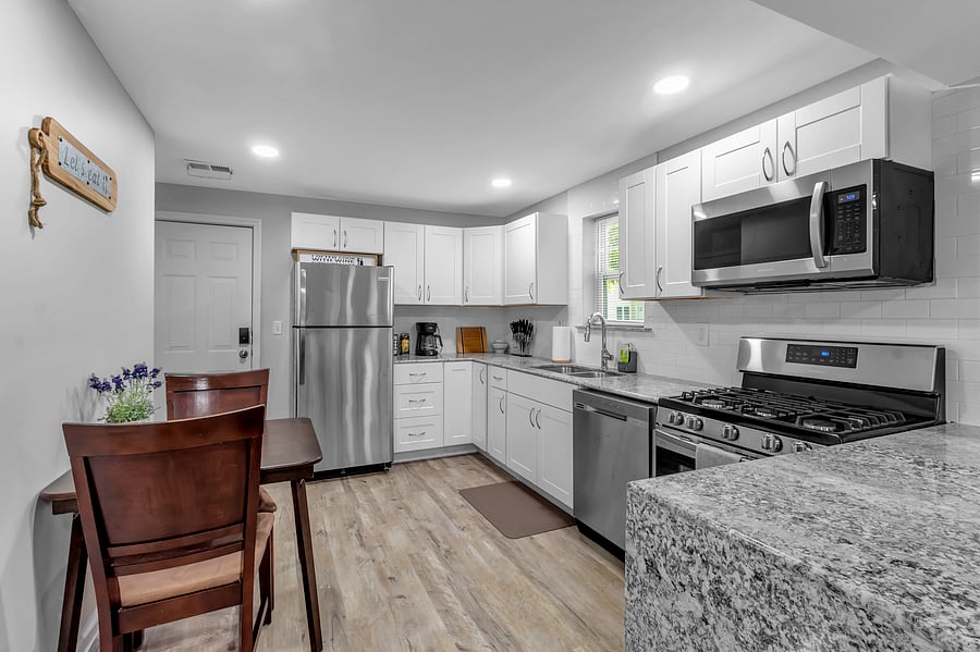Furnished Finder property 556034_1 photo 8