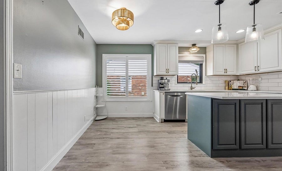 Furnished Finder property 556035_1 photo 16