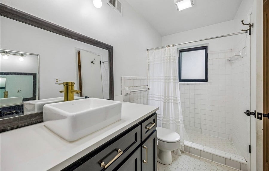 Furnished Finder property 556035_1 photo 23