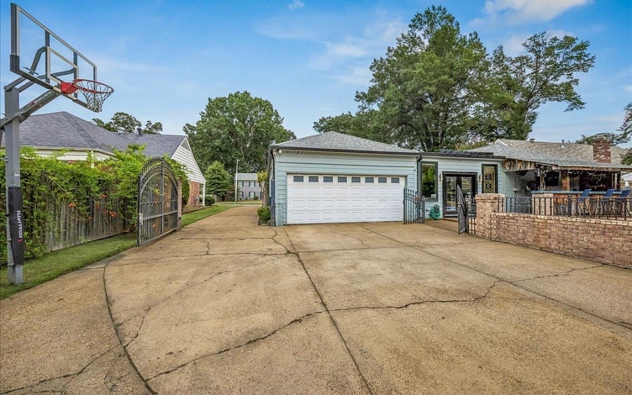 Furnished Finder property 556035_1 photo 25