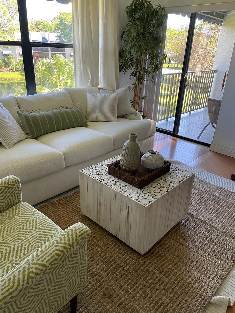 Furnished Finder property 556067_1 photo 3