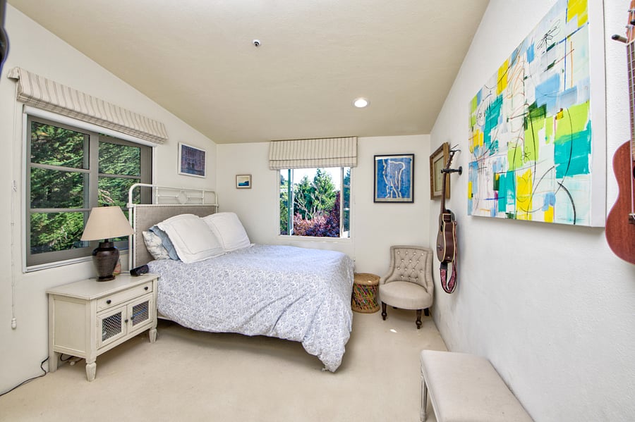 Furnished Finder property 556109_1 photo 17