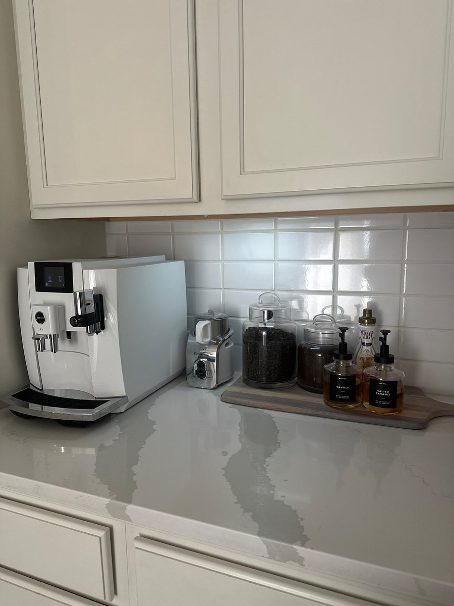Furnished Finder property 556112_1 photo 10
