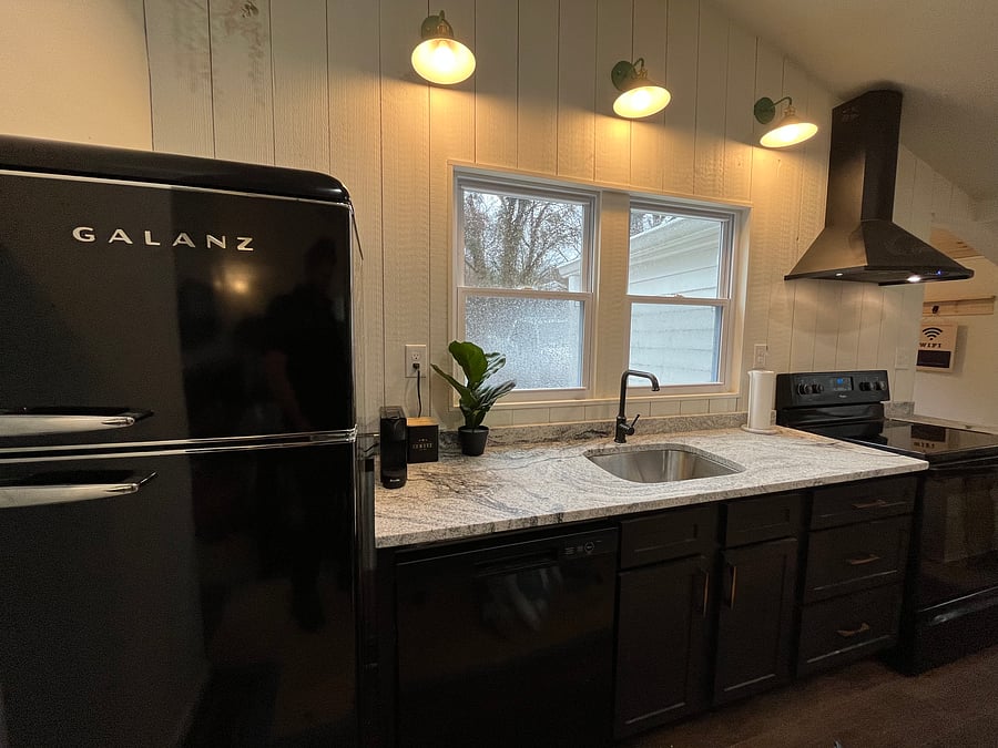 Furnished Finder property 556122_1 photo 4