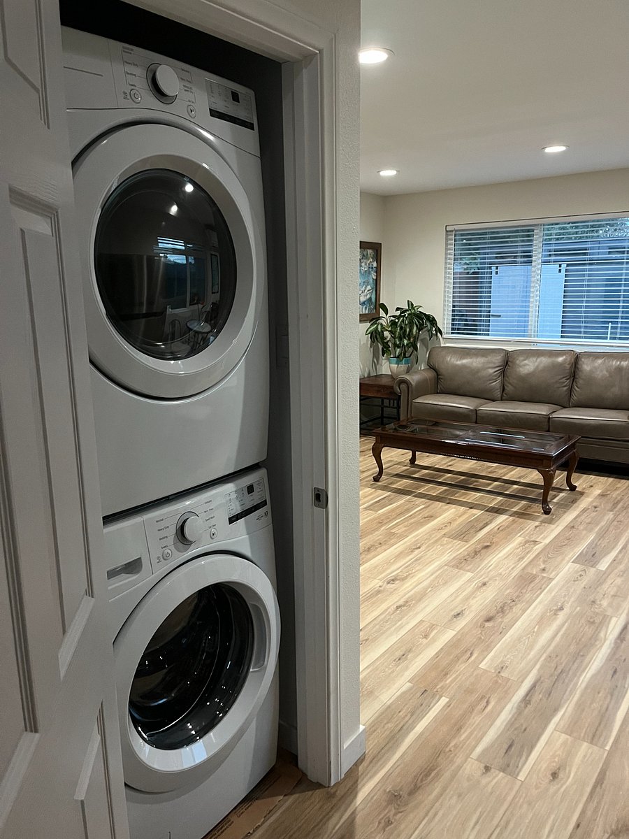 Furnished Finder property 556124_1 photo 12