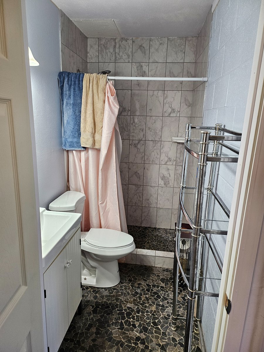 Furnished Finder property 556127_1 photo 5