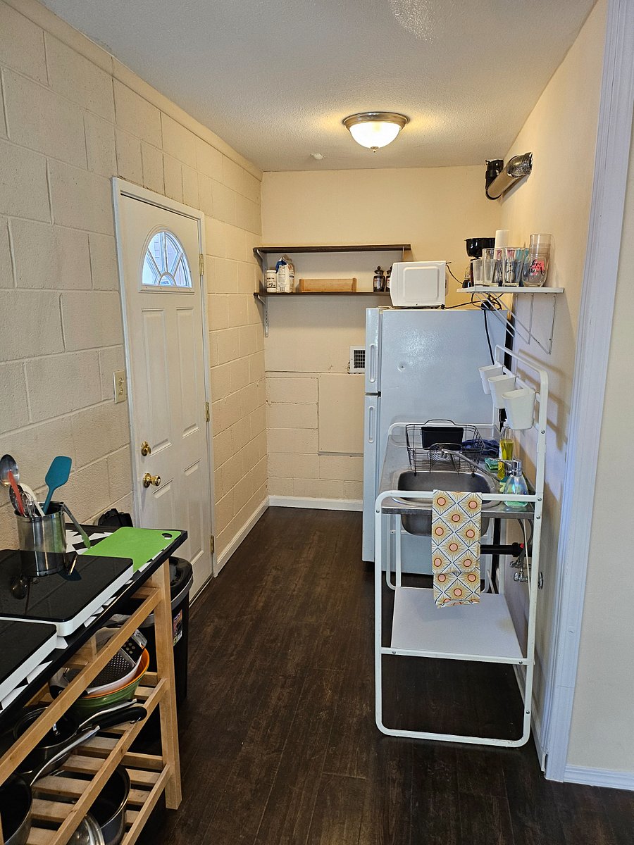 Furnished Finder property 556127_1 photo 6