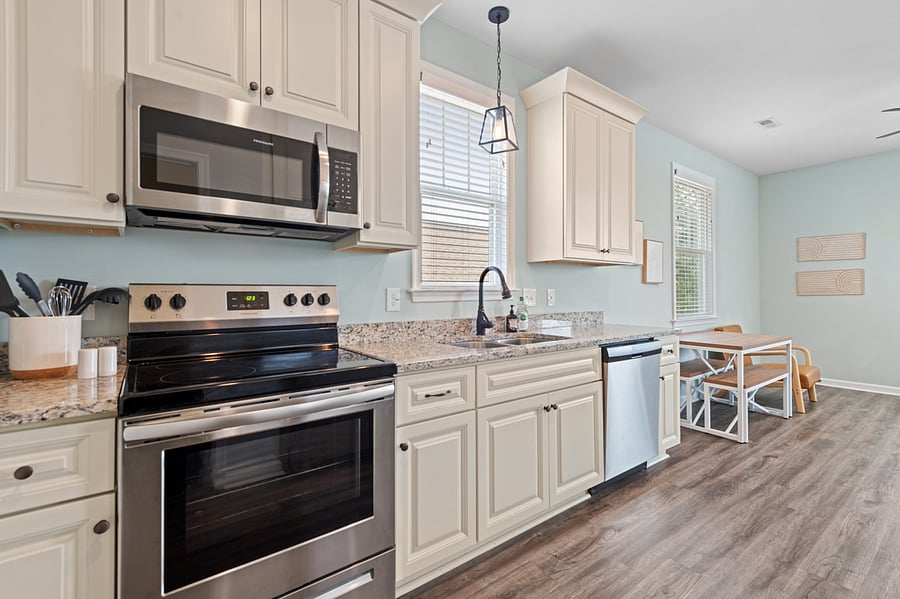 Furnished Finder property 556177_1 photo 5