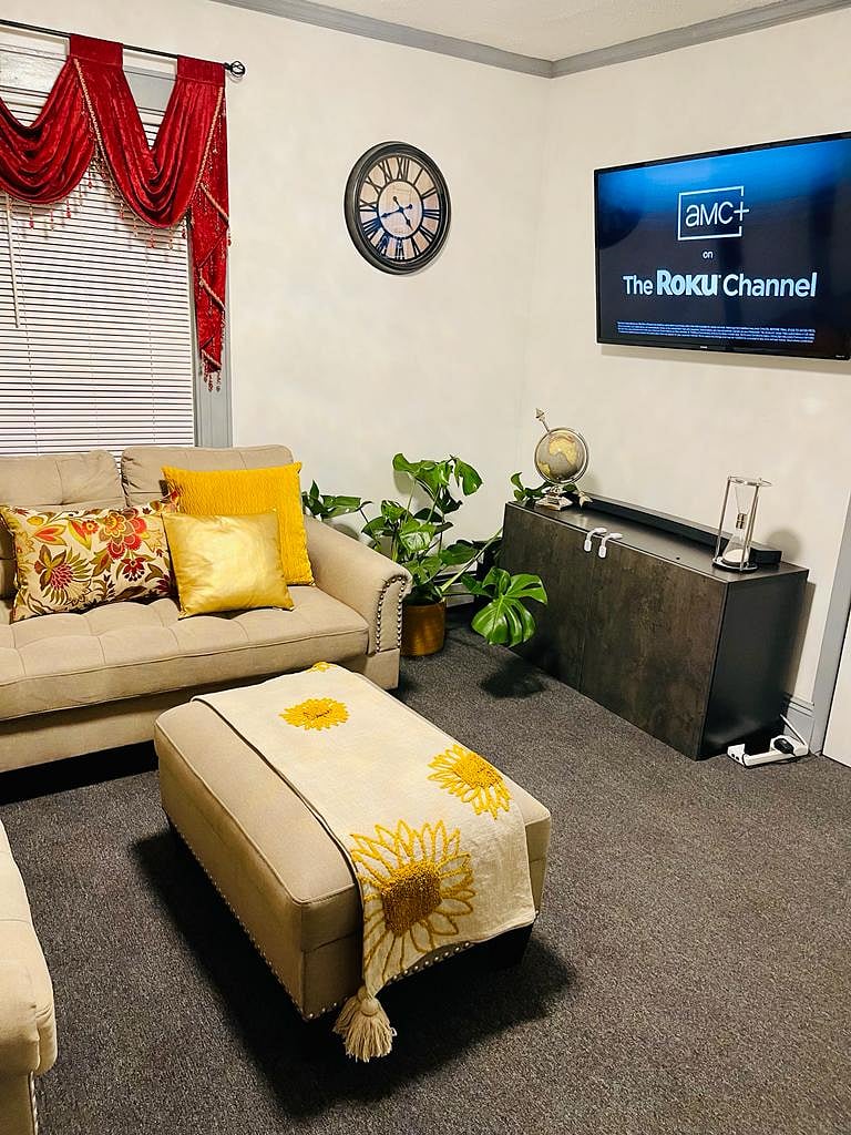 Furnished Finder property 556184_1 photo 3