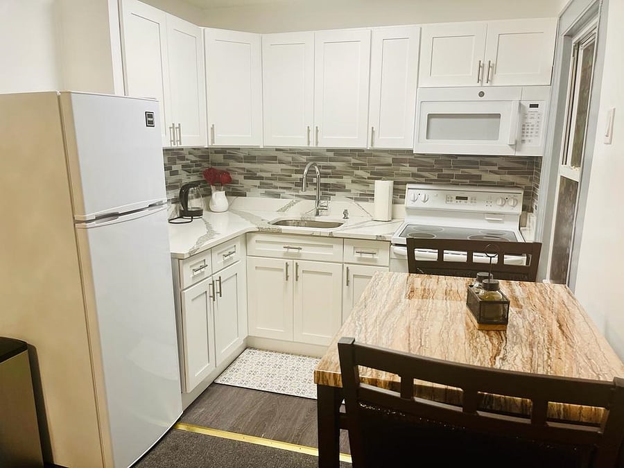 Furnished Finder property 556184_1 photo 6