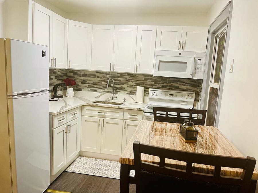 Furnished Finder property 556184_1 photo 8