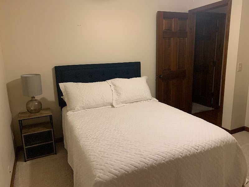Furnished Finder property 556185_1 photo 17