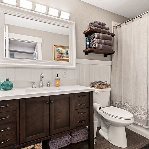 Luxurious bathroom
