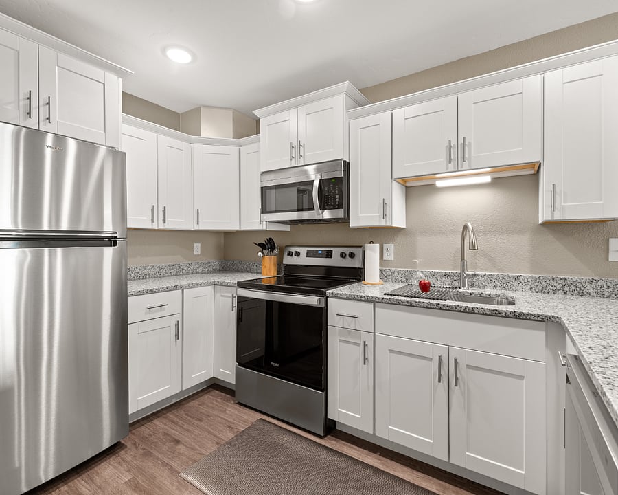 Furnished Finder property 556186_1 photo 13