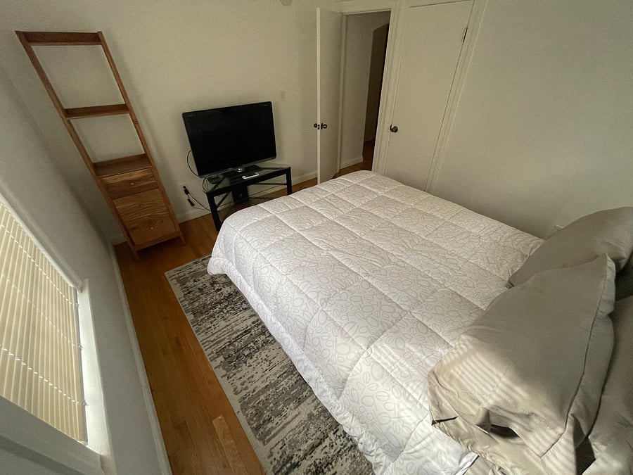 Furnished Finder property 556187_1 photo 7