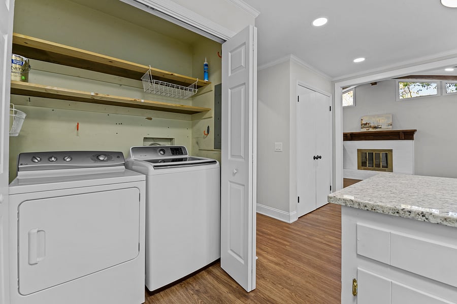 Furnished Finder property 556189_1 photo 13