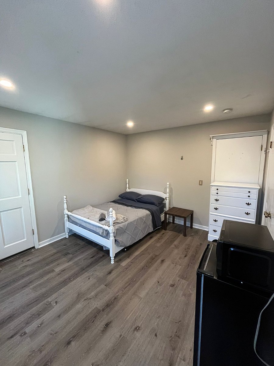 Furnished Finder property 556189_1 photo 18
