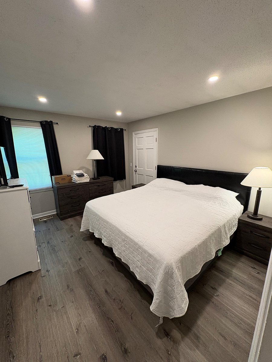 Furnished Finder property 556189_1 photo 24