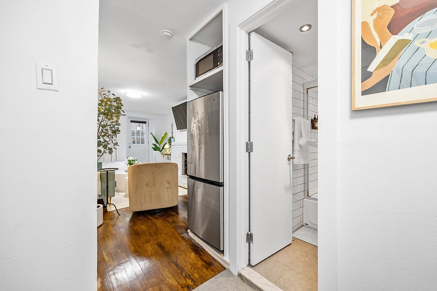 Furnished Finder property 556209_1 photo 12