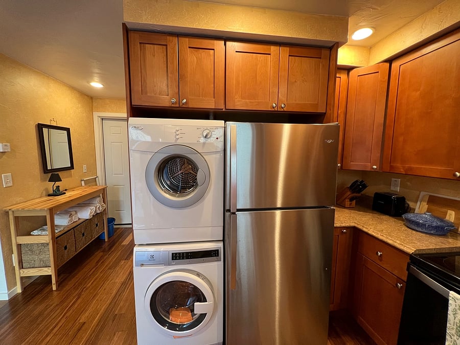 Furnished Finder property 556220_1 photo 11