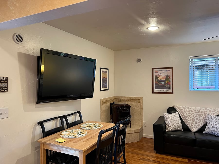 Furnished Finder property 556220_1 photo 10