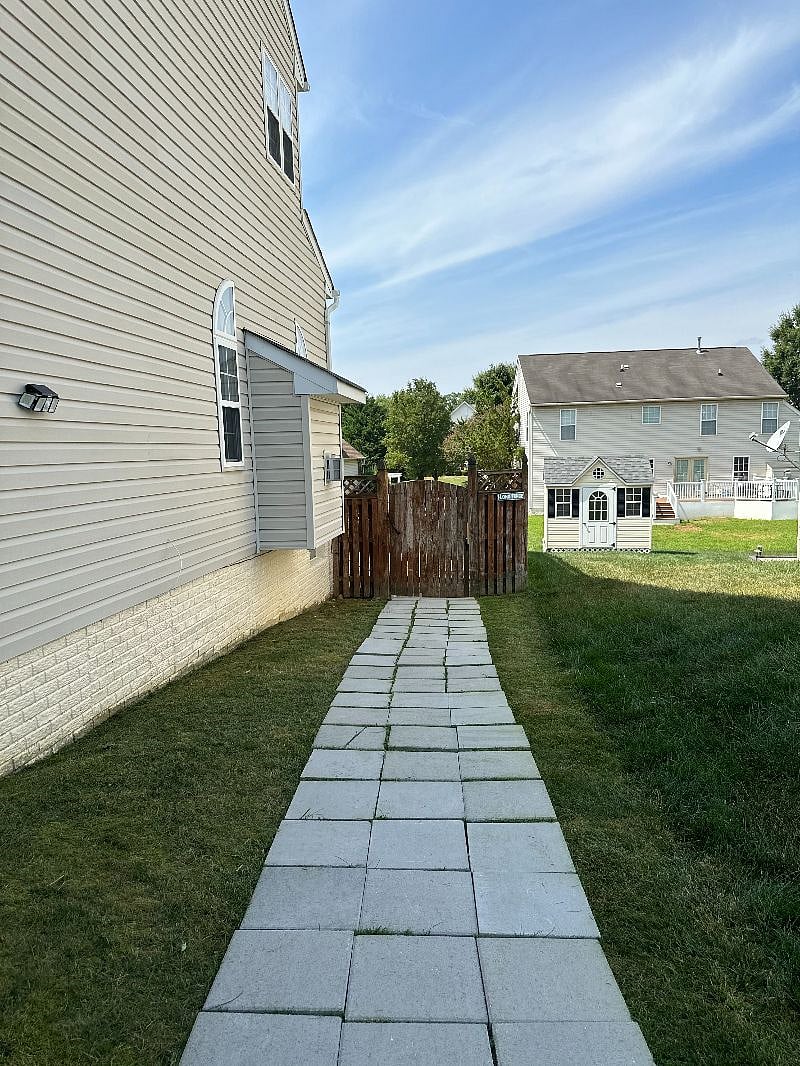 Furnished Finder property 556225_1 photo 16