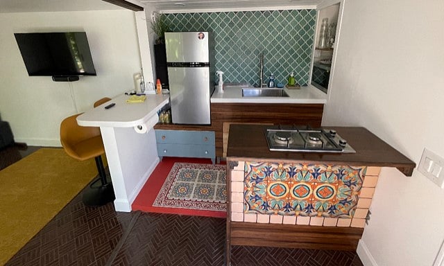 Furnished Finder property 556272_1 photo 6