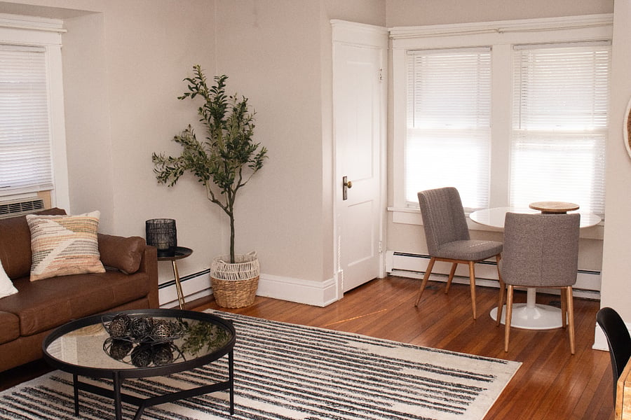Furnished Finder property 556297_1 photo 2