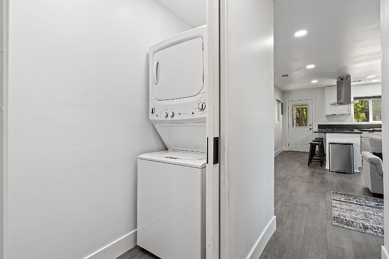 Furnished Finder property 556310_2 photo 11