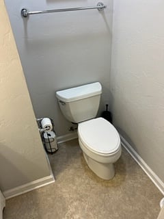 toilet in 1/2 bath