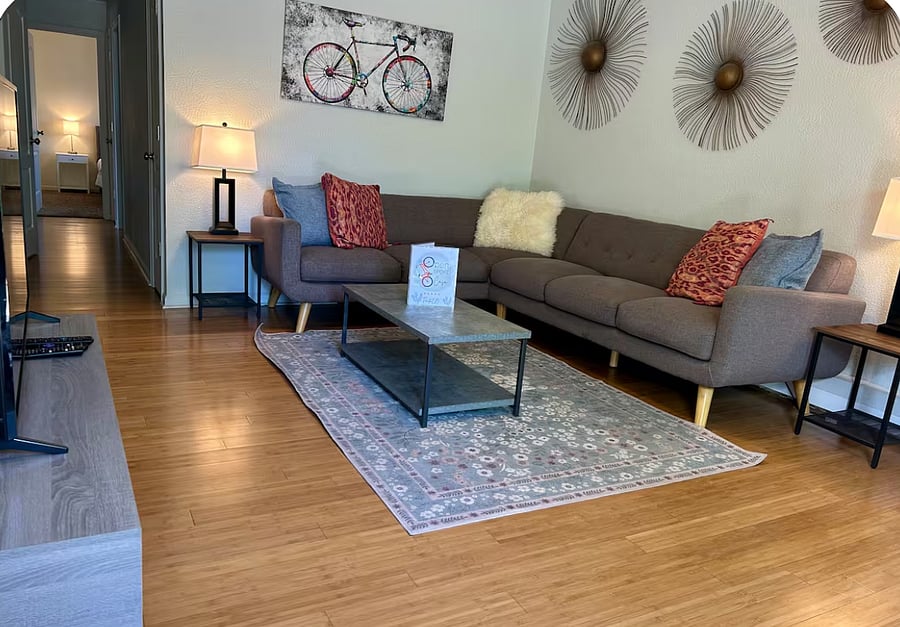 Furnished Finder property 556313_1 photo 4
