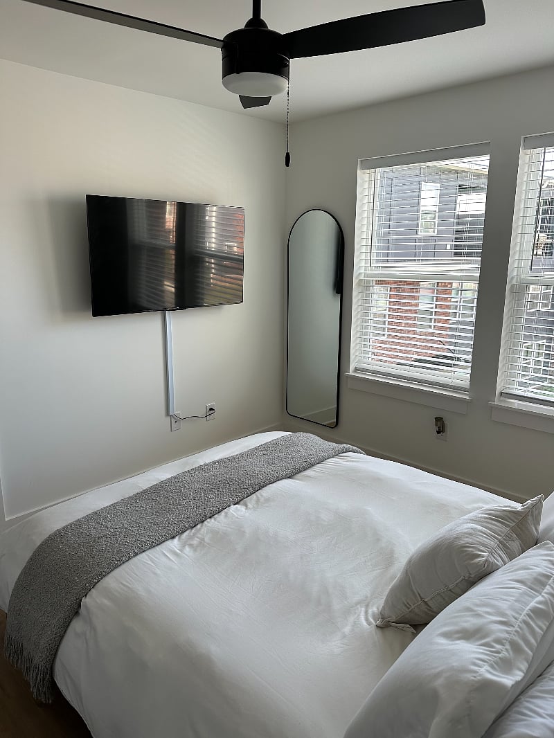 Furnished Finder property 556315_1 photo 18