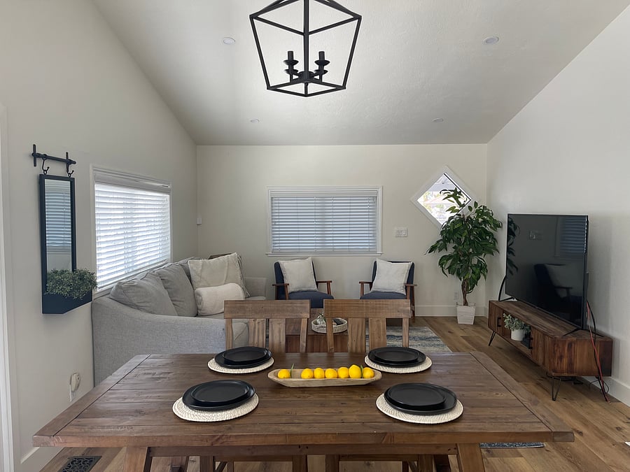 Furnished Finder property 556316_1 photo 3