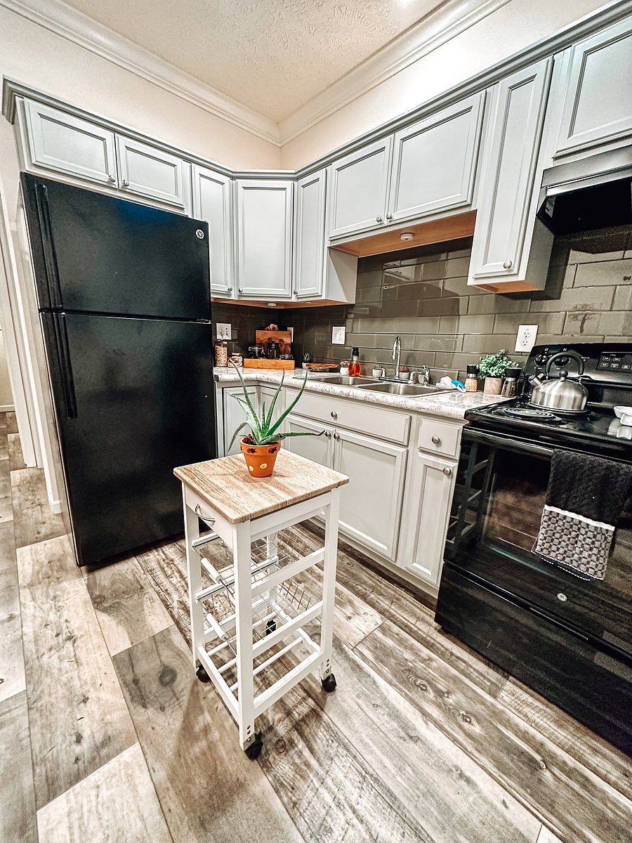Furnished Finder property 556346_1 photo 8