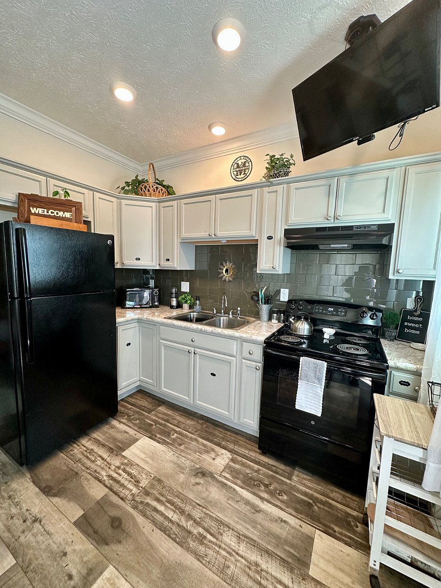 Furnished Finder property 556346_1 photo 15