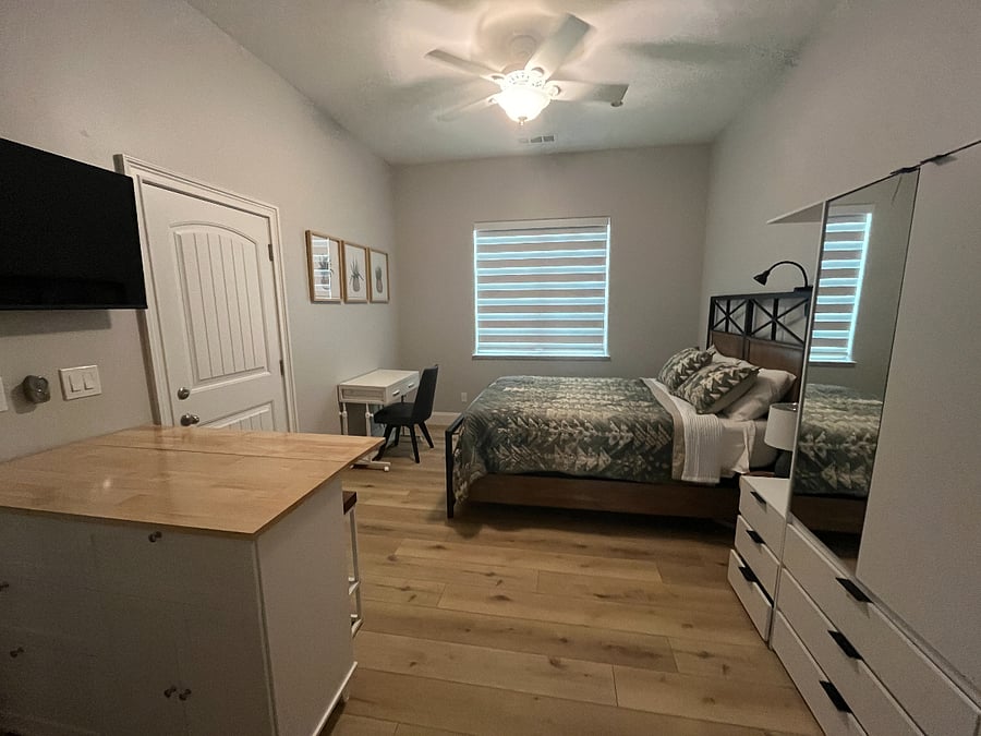 Furnished Finder property 556357_1 photo 3