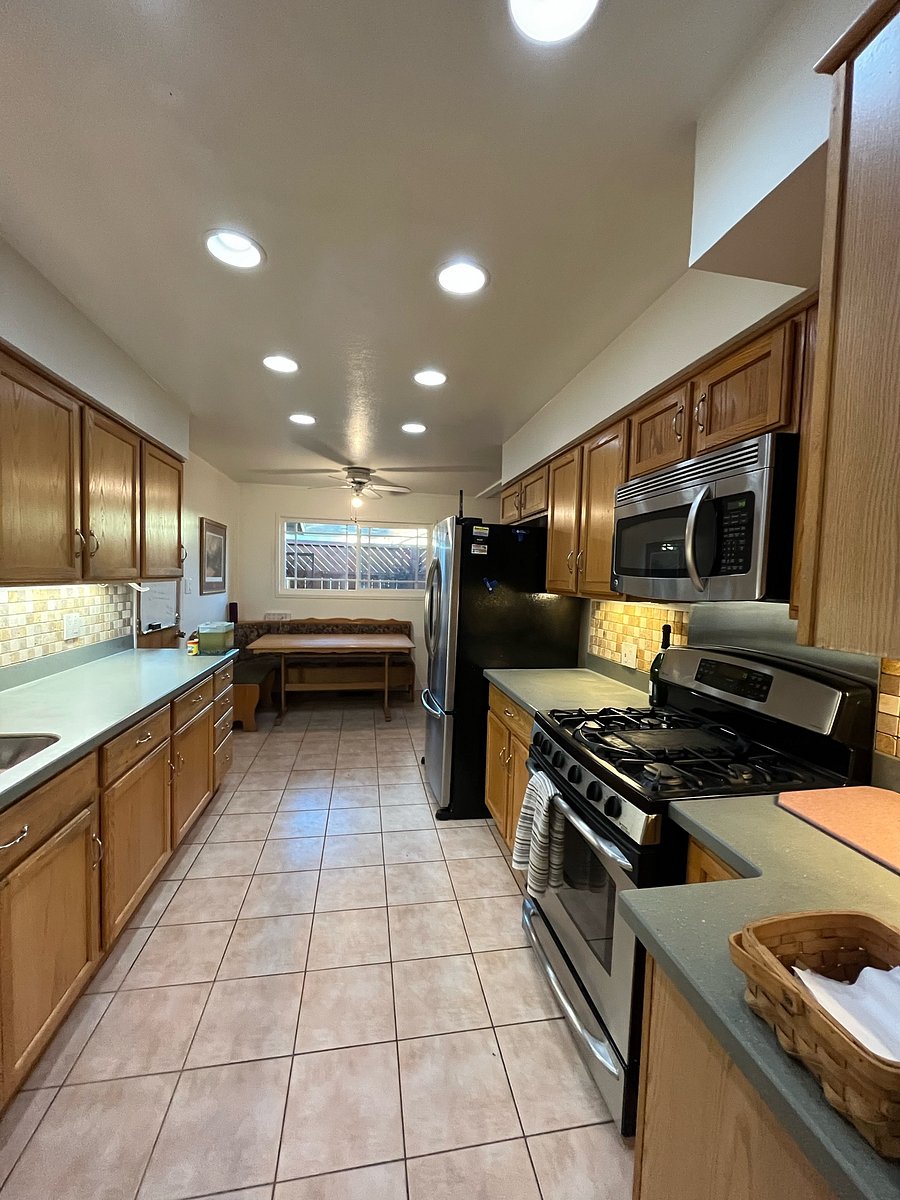 Furnished Finder property 556383_1 photo 5