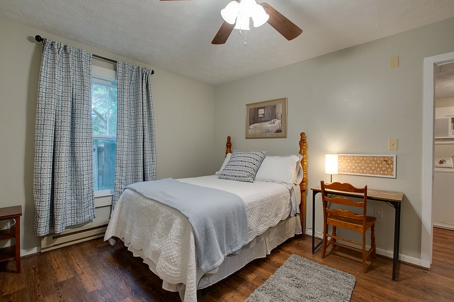 Furnished Finder property 556418_1 photo 10