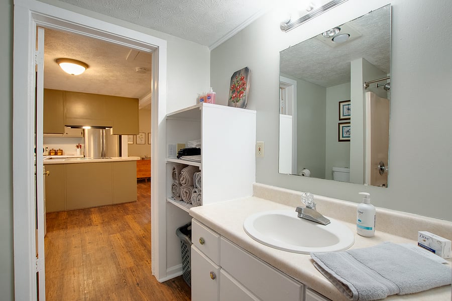 Furnished Finder property 556418_1 photo 14