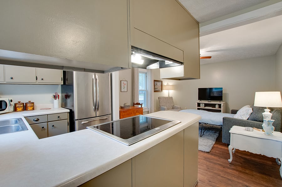 Furnished Finder property 556418_1 photo 17