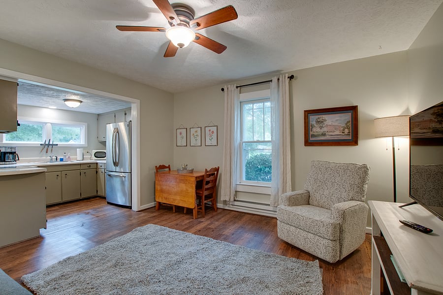Furnished Finder property 556418_1 photo 8