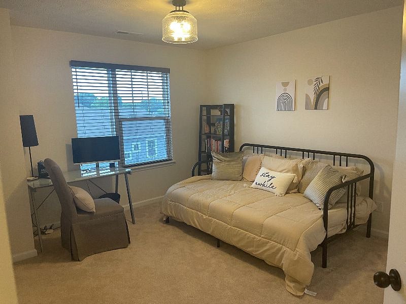 Furnished Finder property 556425_1 photo 9