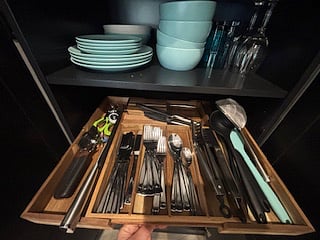 Everything you need is right herematching tableware, utensils, and dishes that make every meal feel thoughtfully prepared. Simple, stylish, and ready for dining in.