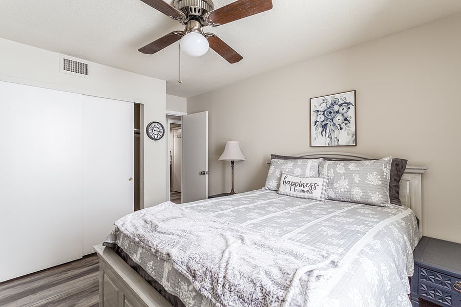 Furnished Finder property 556501_1 photo 8